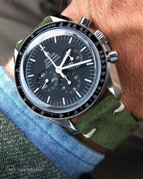 omega speedmaster bund strap|omega speedmaster strap guide.